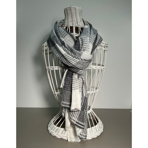 Cashmere Plaid Scarf or Wrap 26x78 Nepal Designer Herringbone Unisex Style, SOFT - Picture 1 of 3